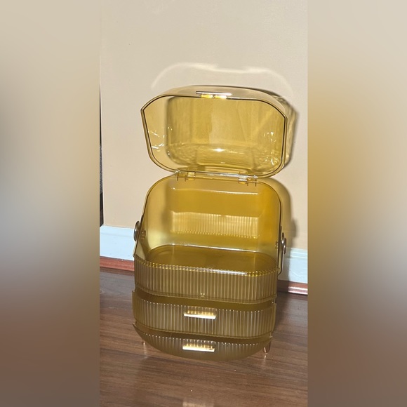 Storage case - Picture 3 of 3